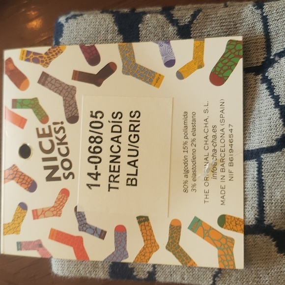 Cha-Cha Gaudí Style Trencadis Adult uniszex socks one size blue gray mosaic NEW - Picture 4 of 5